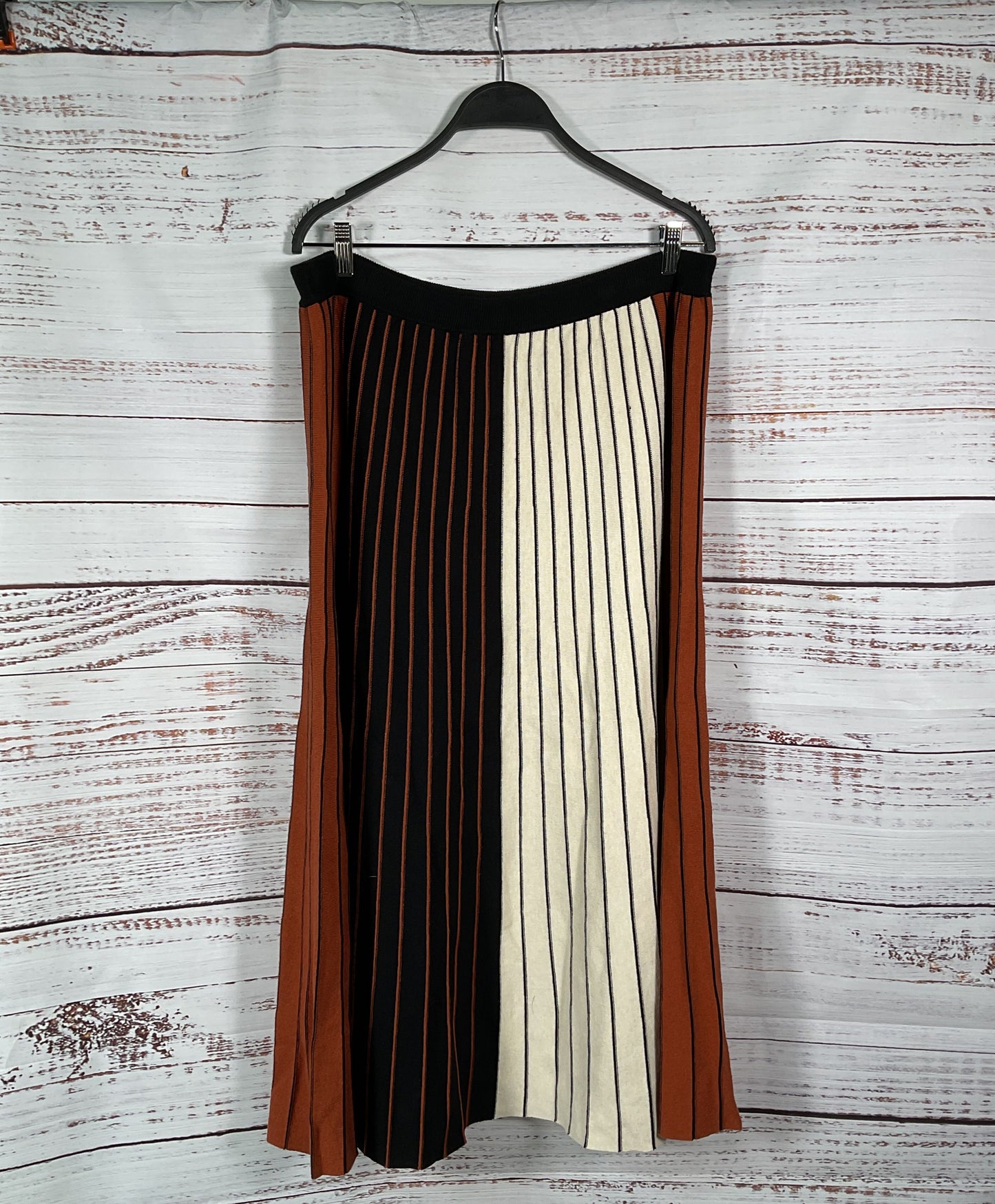 Gilli Plus Size Color Block Knit Maxi Skirt - Size 1X