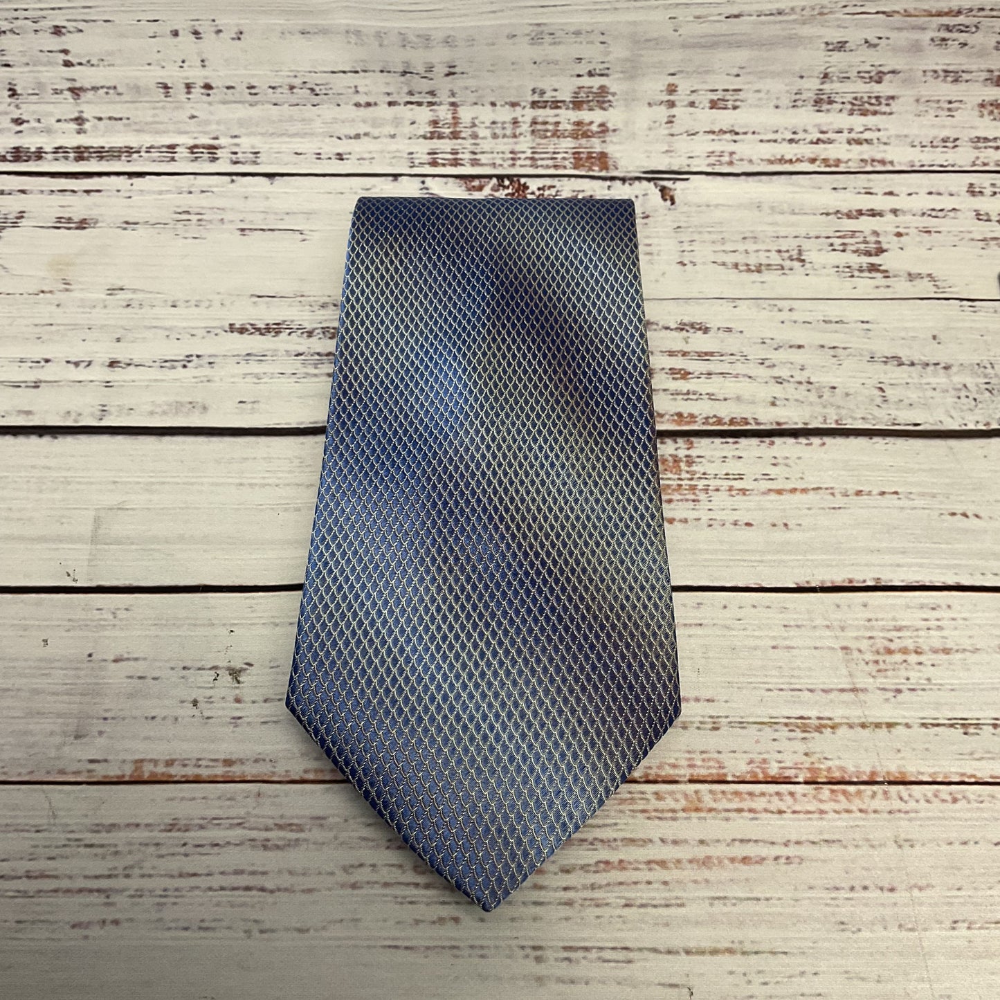 Lagerfeld Blue Iridescent Scale Neck Italy Silk Tie - Size 57"
