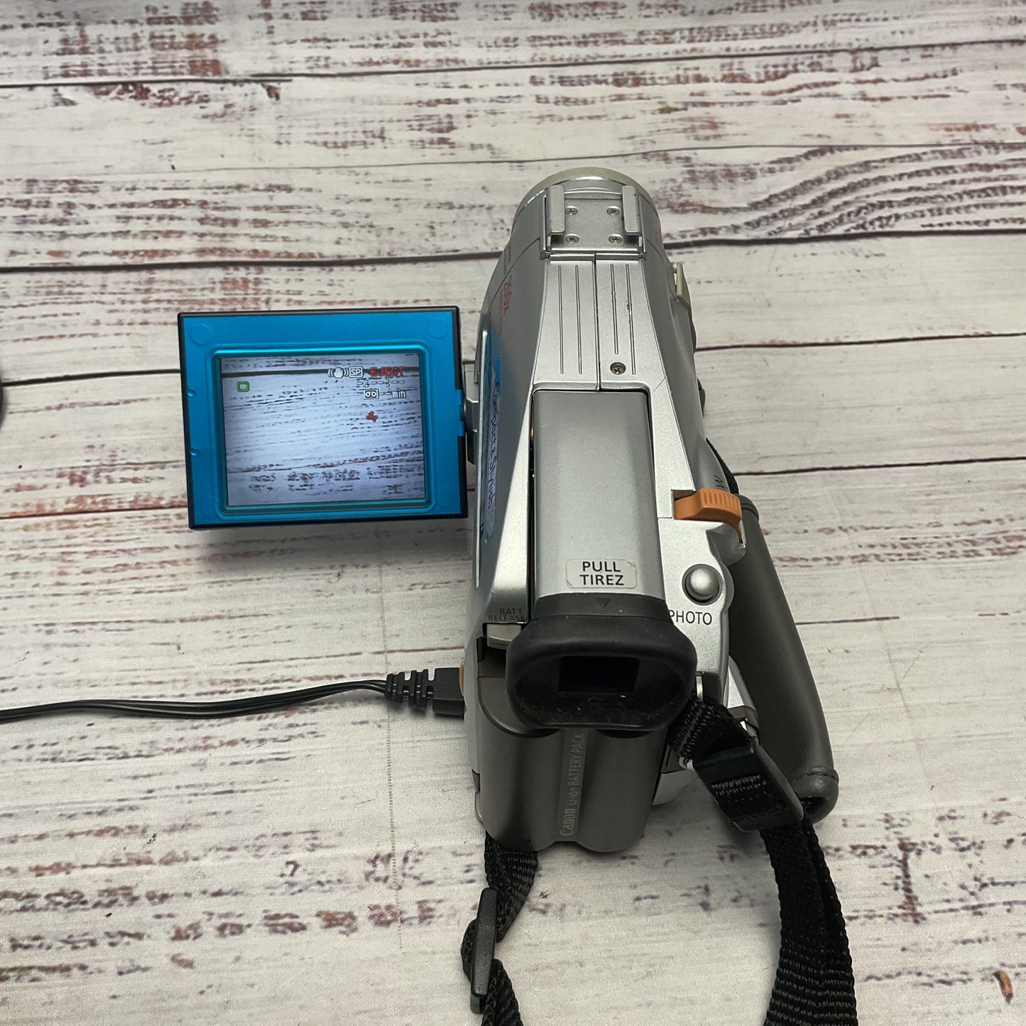 Canon Mini DV ZR10 Digital Camcorder Camera Stuck Tape*