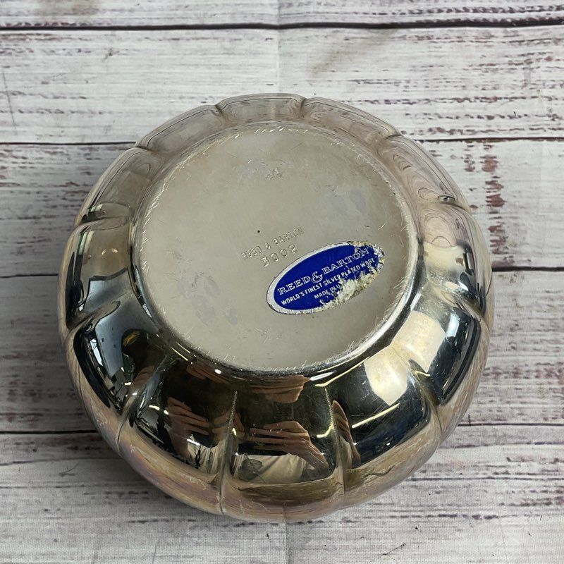 VTG. Reed & Barton Water Lily Silver Plated 5" Centerpiece Bowl W/ Frog