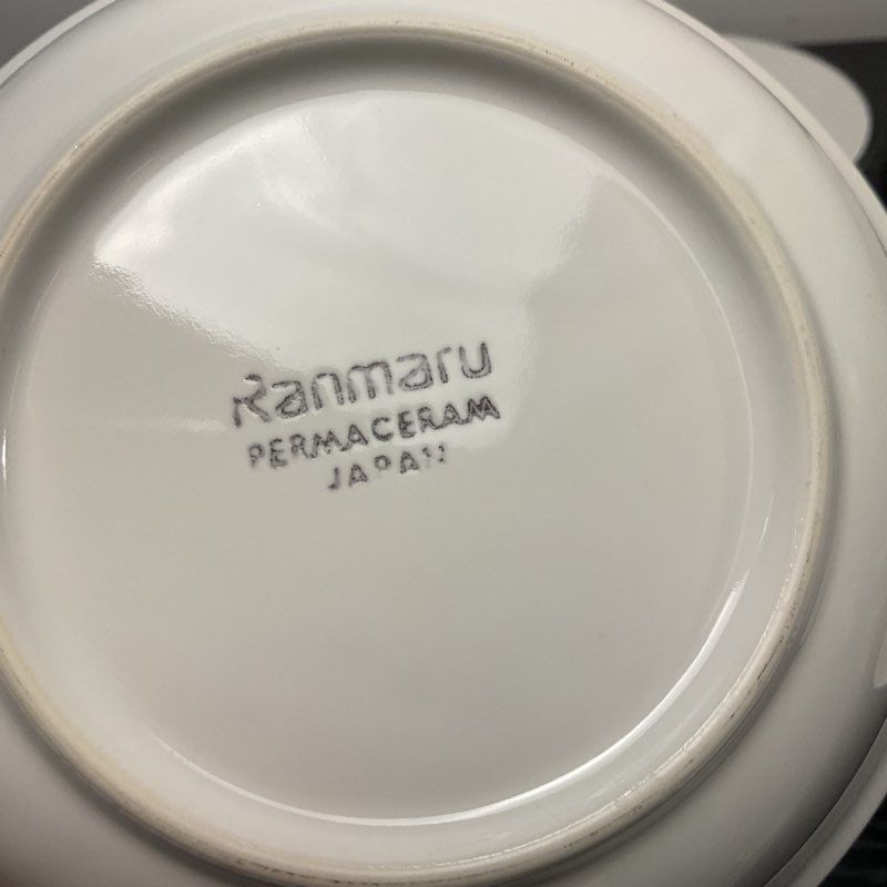 Ranmaru Japan Concentrics Black Rim White Ceramic Dish Dinner Bowl Set 7