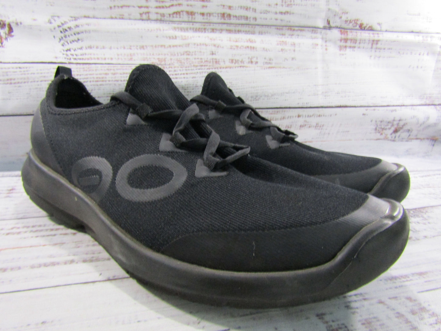 Oofos OOmg Men's Black Low Top Sneakers Size 11.5