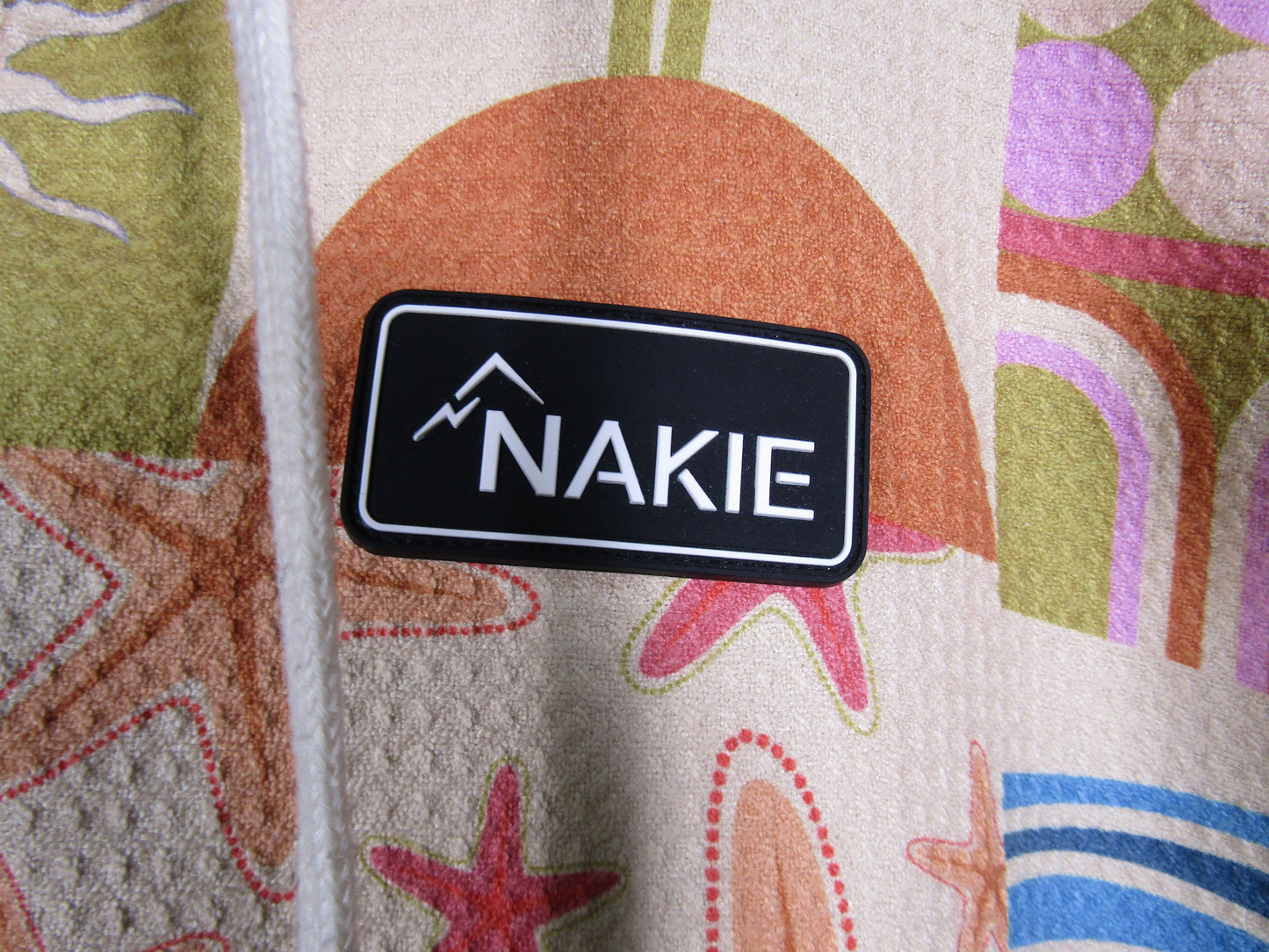 Nakie Retro Shores Hooded Towel One Size