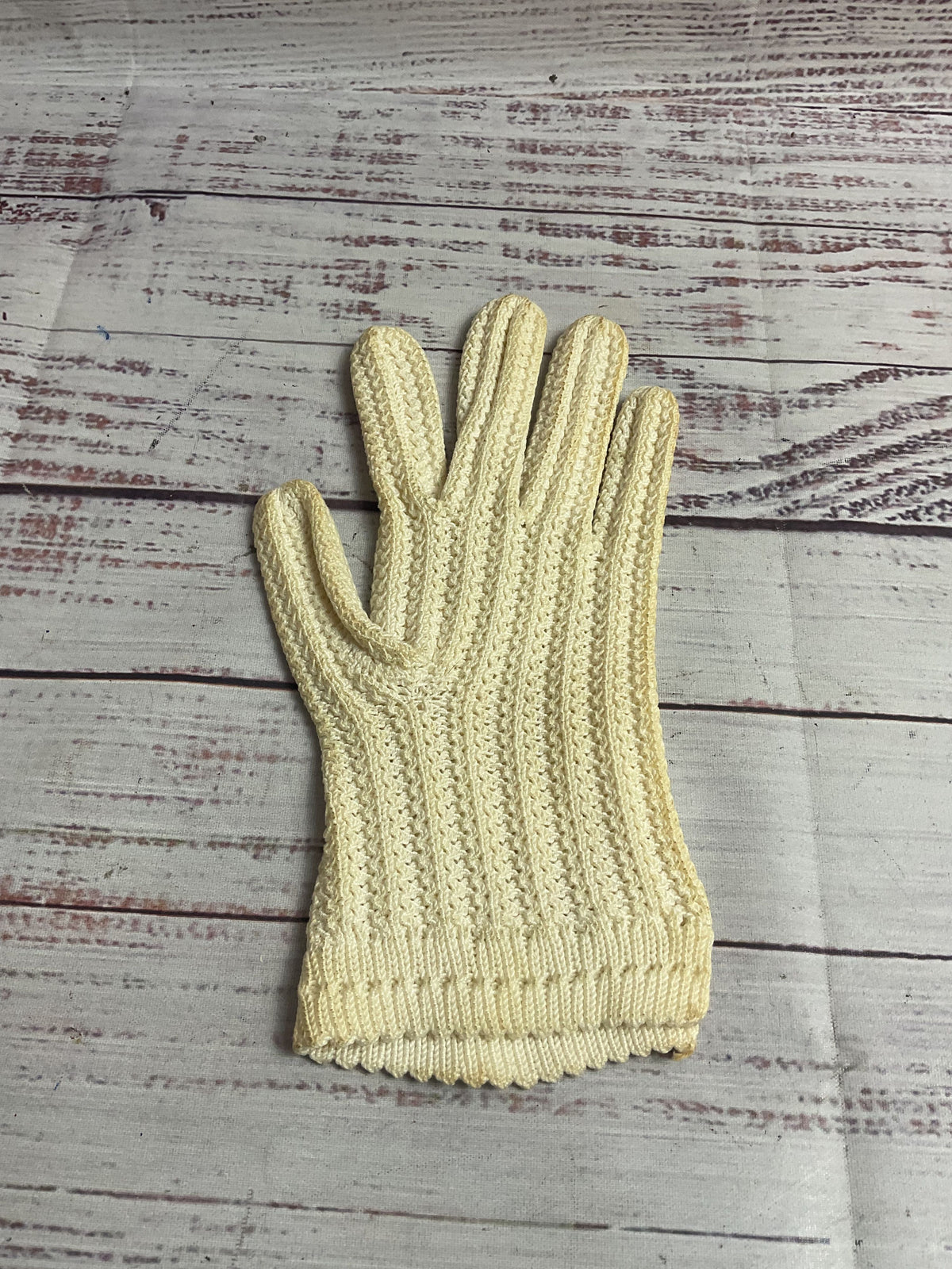 Vintage Cream Knit Gloves - Size 7