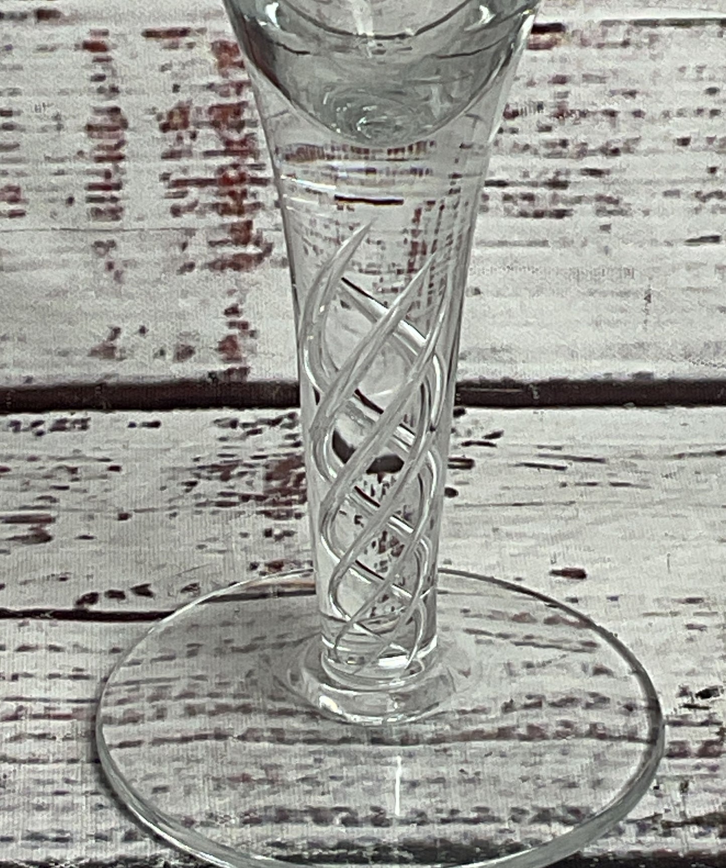 Vintage Twist Cocktail 6" Glasses Set of 4 Clear