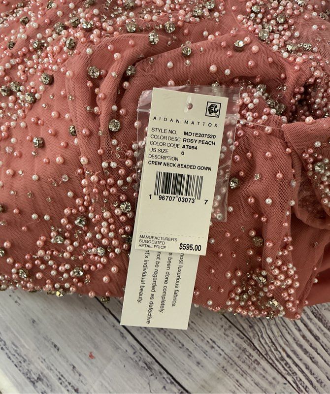 NWT Aidan Mattox Peach Beaded Formal Dress Size 6 Retail $595
