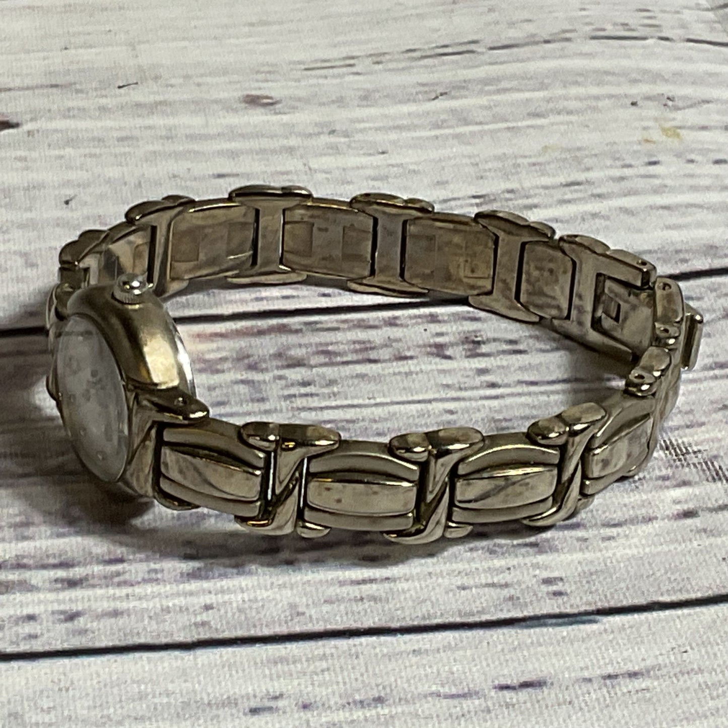 BULOVA C875370 Women's Silver Tone 6" Band Watch- NEEDS BATTERY