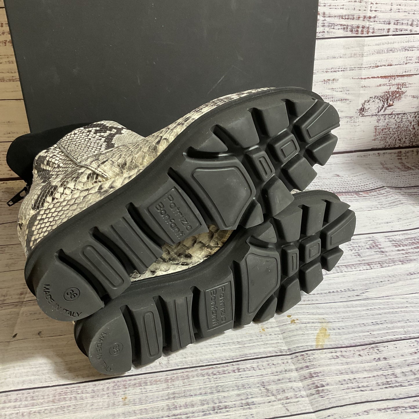 NWB PATRIZIA BONFANTI Python Embossed Leather Stretch Ankle Boots- SZ 36/ 6 US