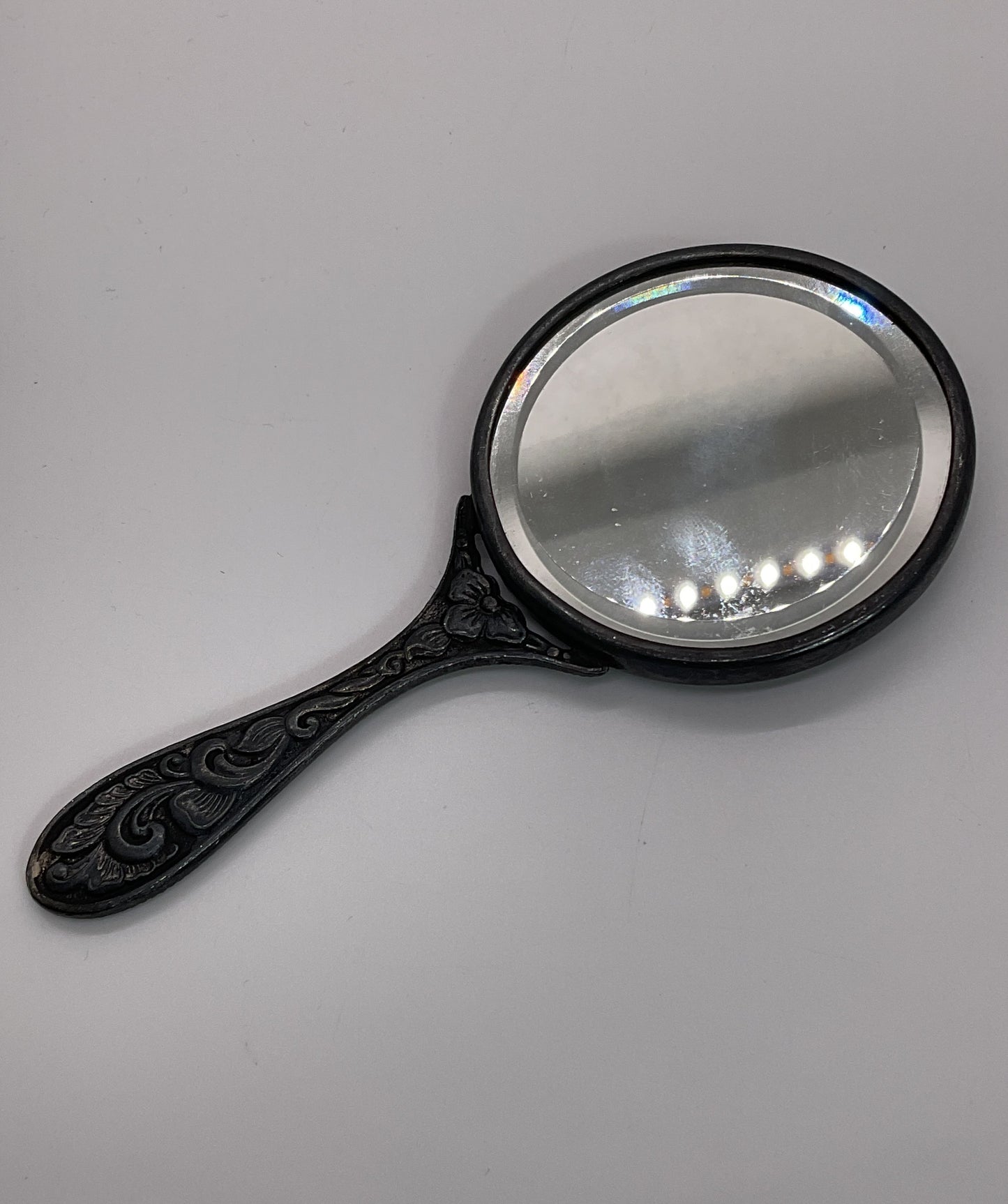VTG./ANTIQUE Denmark Sterling Silver Repousse 4.75" Vanity Mirror- 49.72g