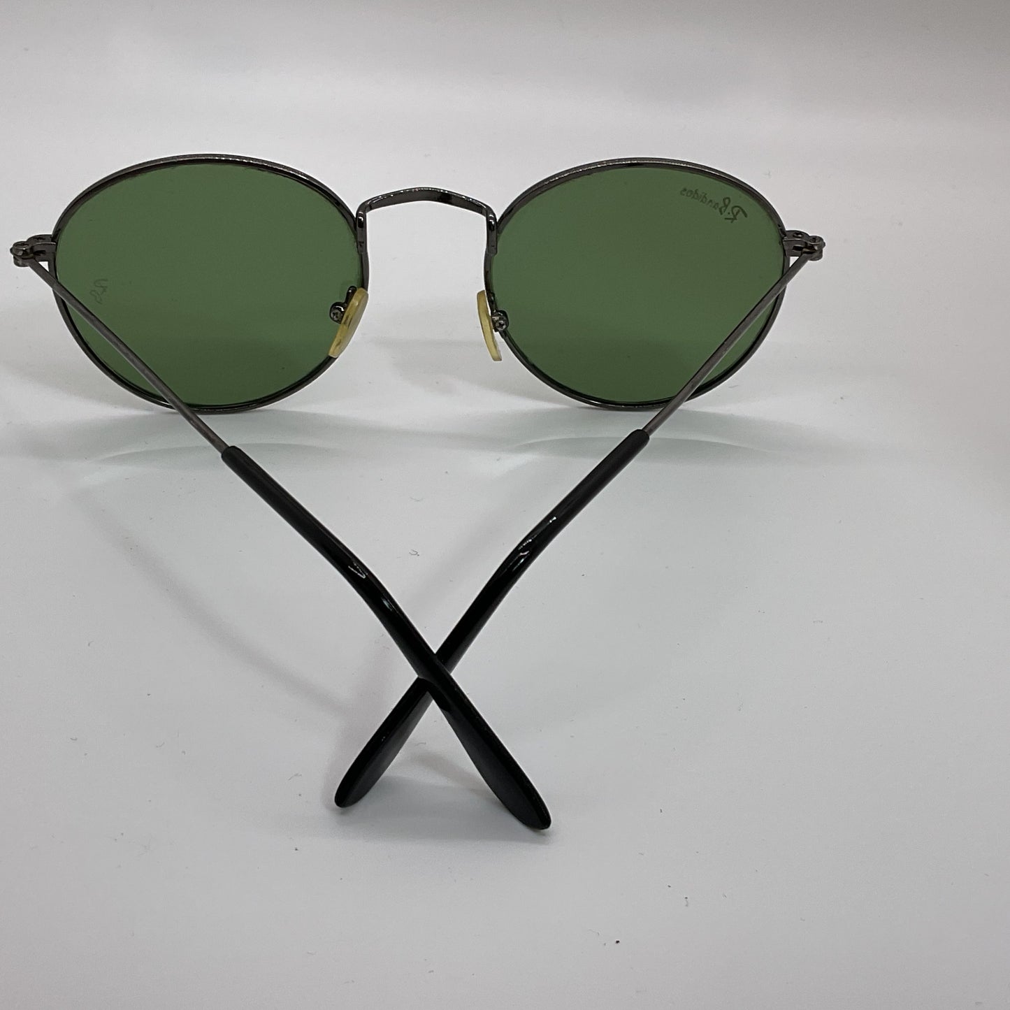 VTG. RAYNOLD BANDIDOS Green Lens Gunmetal Frame Sunglasses (MINOR SCUFF MARKS)