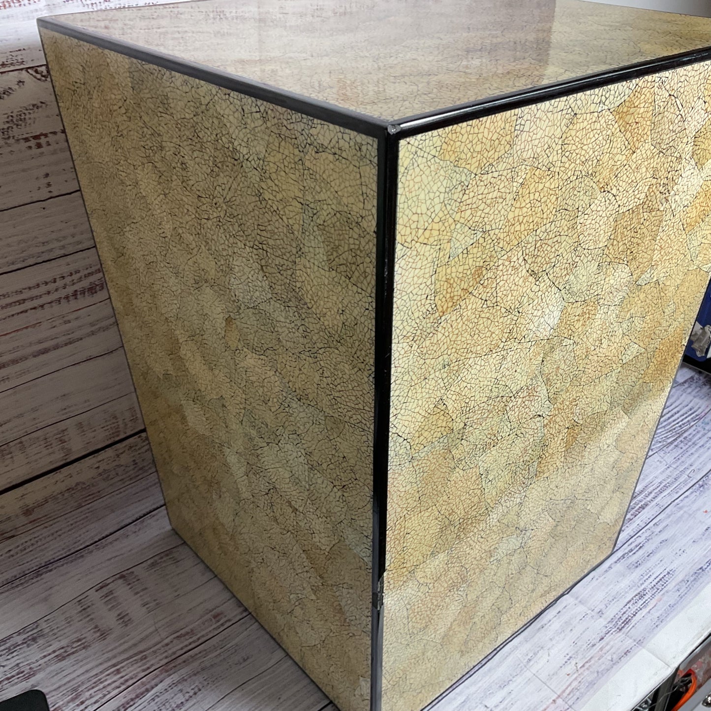 VINTAGE Coquille d'Oeuf Eggshell Lacquer Side Table- 17" x 13" x 13"