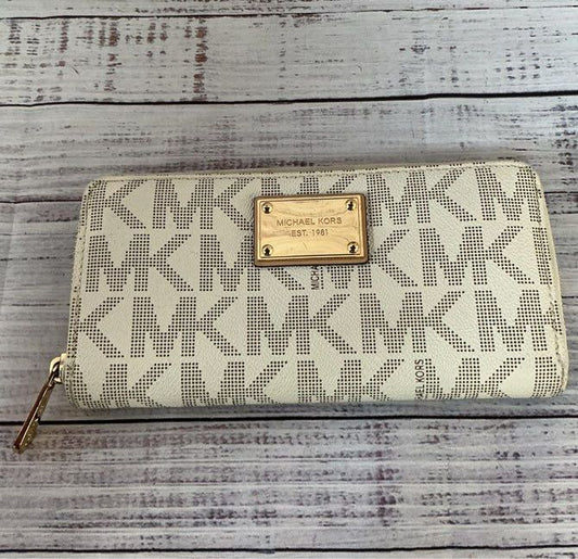 Michael Kors Ivory Logo Leather Wallet Retail $228