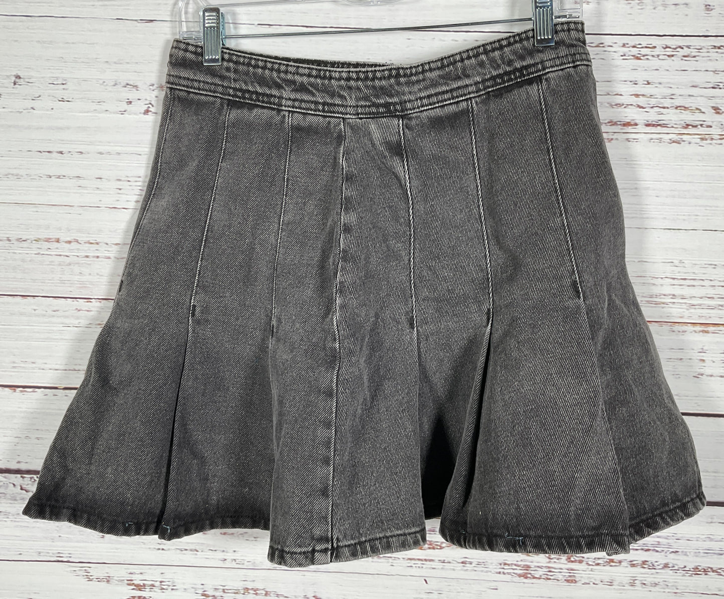 Pilcro Women's Black Pleated Denim Mini Skirt Size 4