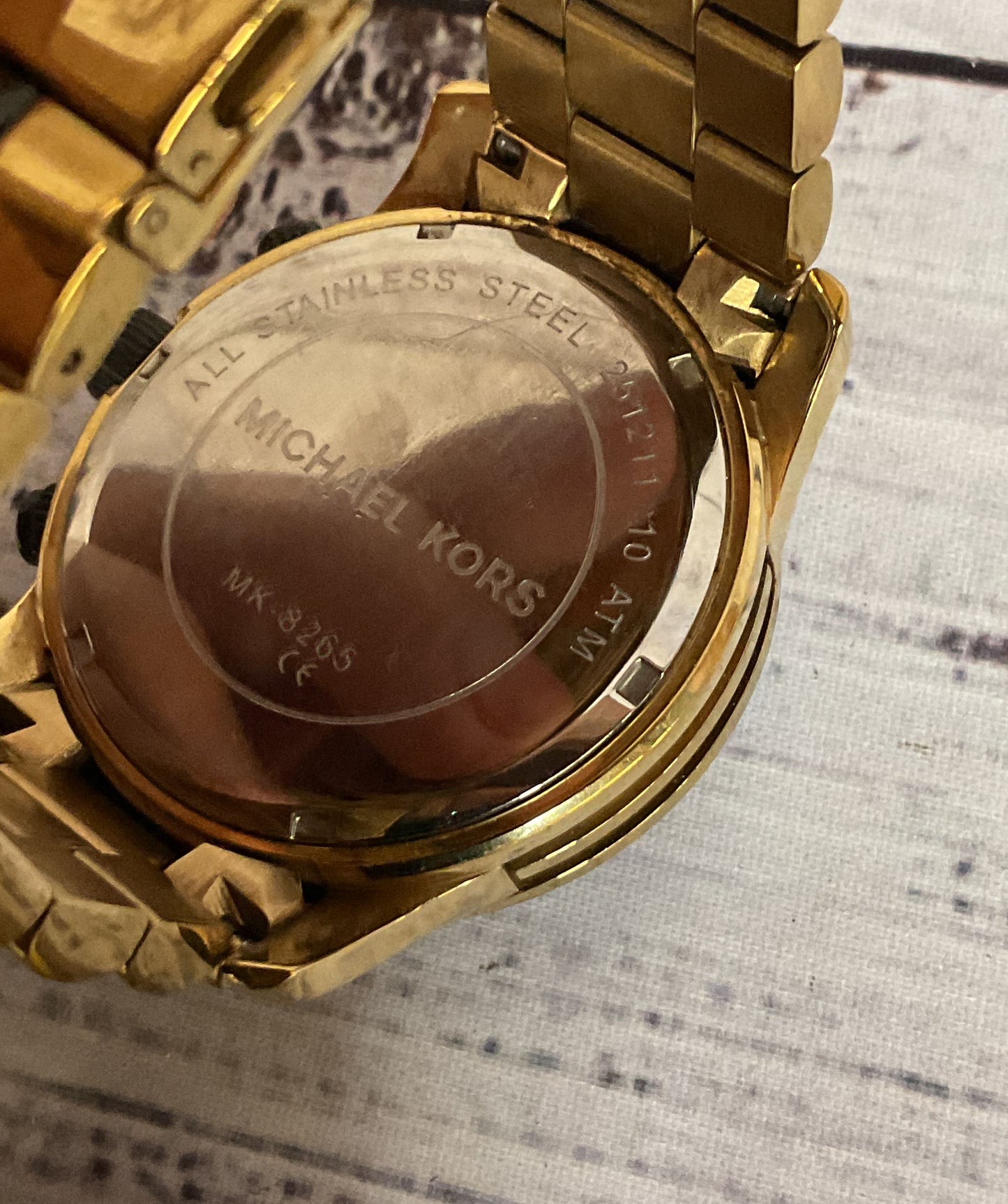 MICHAEL KORS MK 8265 Stainless Steel Gold Tone & Black Watch