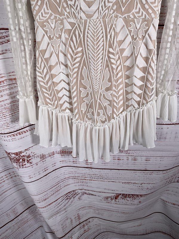 NWT Women's Saints + Secrets White Lace Long Sleeve Mini Dress Size M