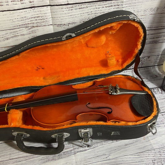 WILLIAM LEWISH & SON Ton-Klar The Dancla #126 3/4 Violin with Case (NO BOW)