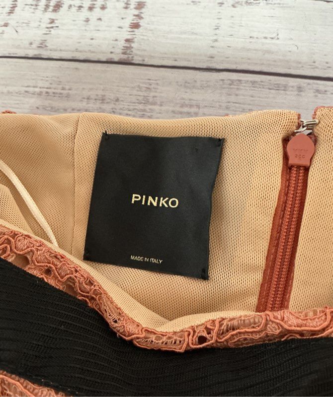Women's Pinko Coral Lace Strapless Dress with black ribbon tie Size 38/Size 2