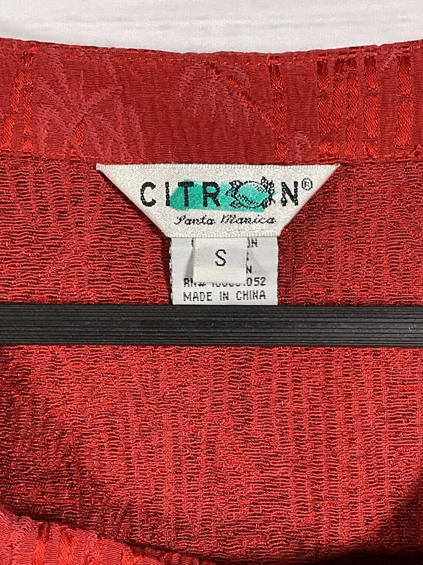 Citron Cross-Button Red Blouse with Metal Fish Button