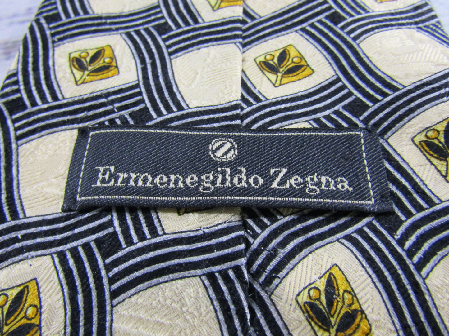 Ermenegildo Zegna Men's Olive Leaf Print Silk Tie Made in Italy