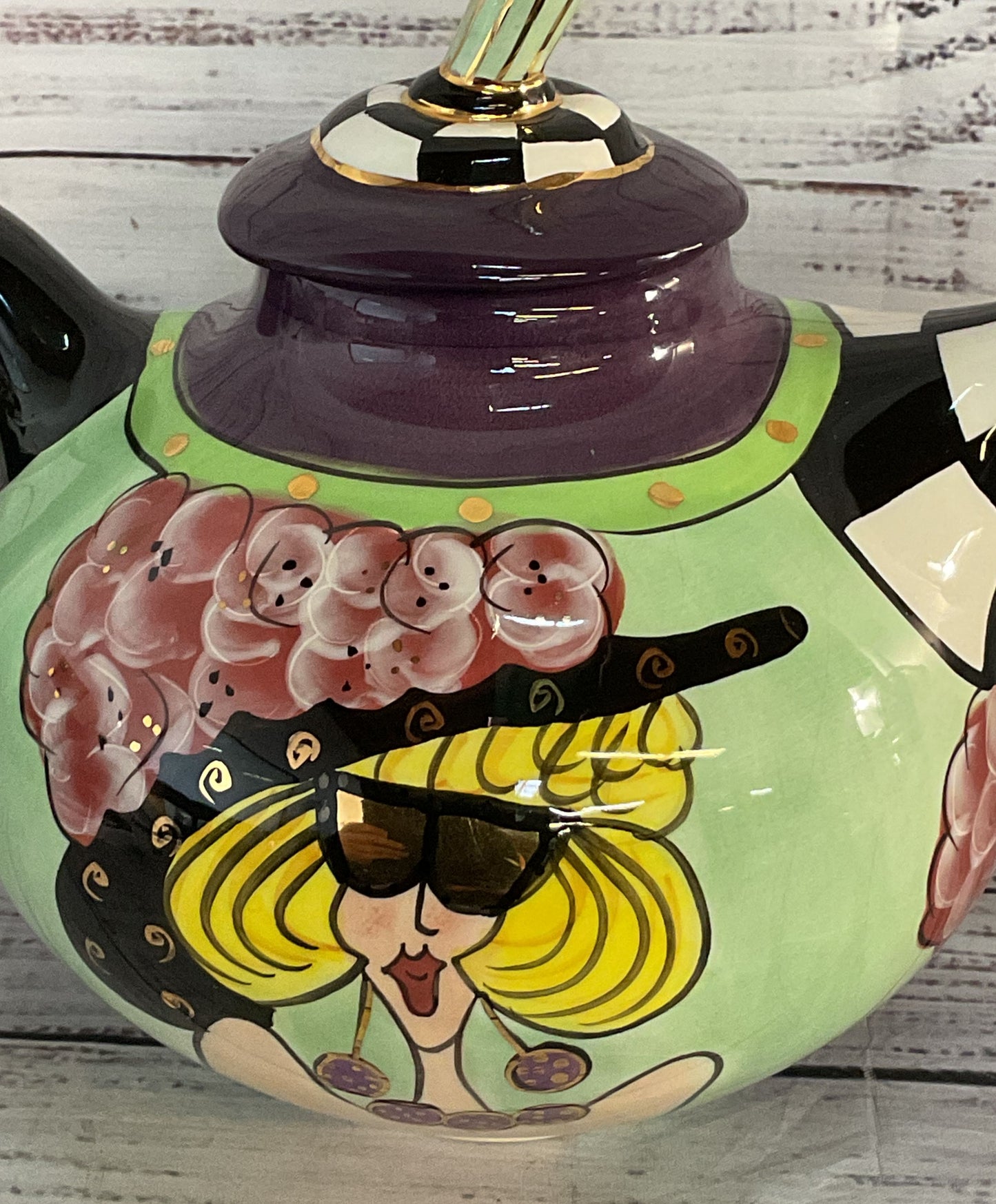 Lynda Corneille Swak Aunt Gertie Teapot & Tea Cup Set Multicolor