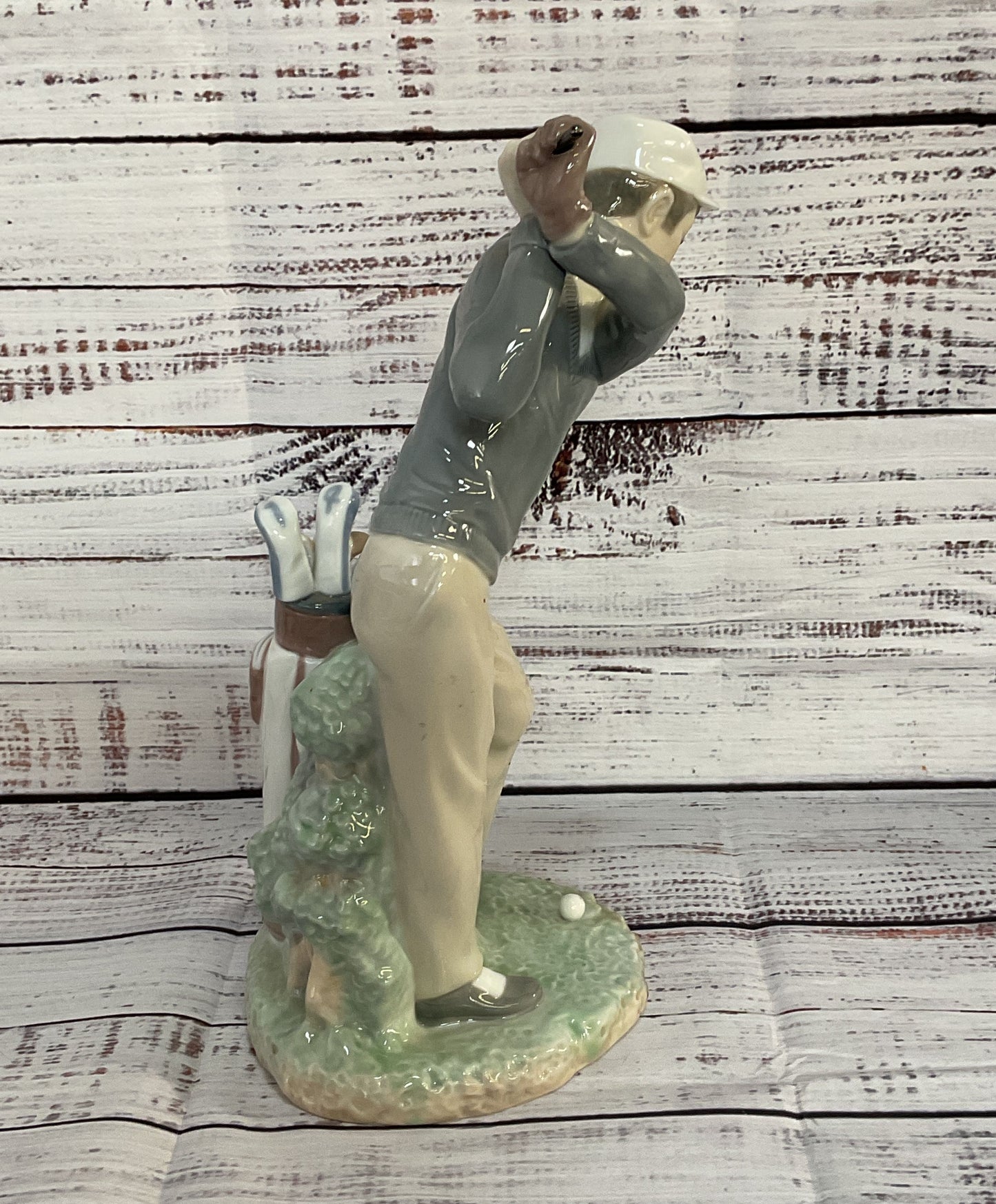 Lladro 4824 Golfer Porcelain Figurine