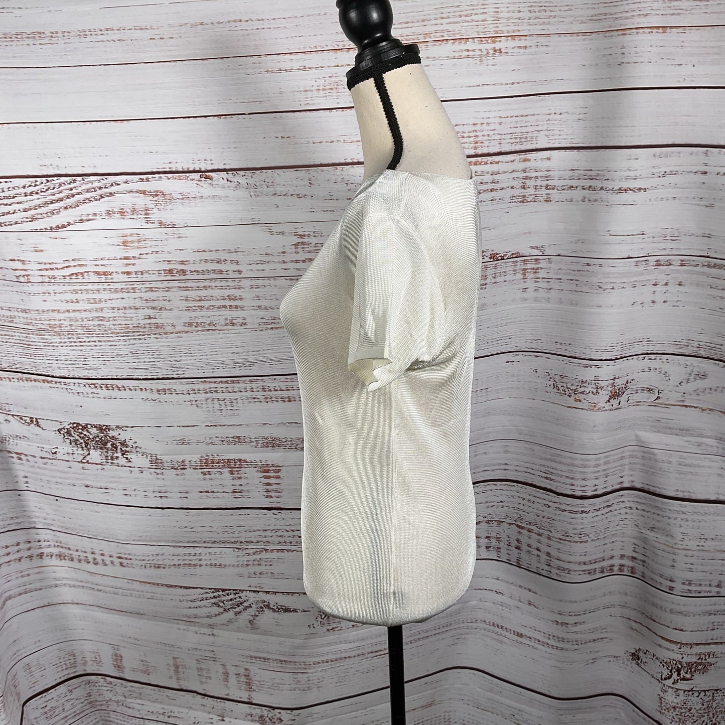 Ellen Tracy Linda Allard White Viscose Knit Shirt Top - Size M