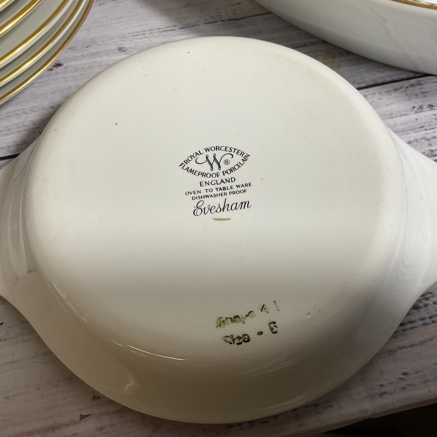 VTG. ROYAL WORCESTER "Evesham" Plates, Mugs, Bowls, Serving Pieces, Coffee Pot