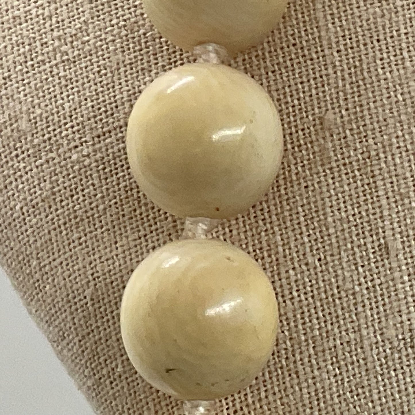 VTG./ANTIQUE Carved Bone Netsuke Pendant & Beaded Necklace