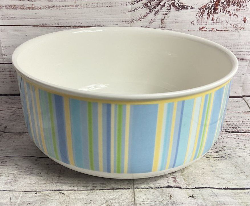 Villeroy & Boch Twist Candy Pattern 9" Serving Vegetable Bowl Multicolor