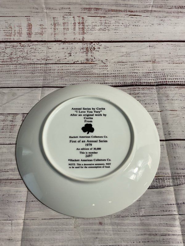 Sister Corita Kent "I Love You Very" Limited Edition Pop Art Plate #2497/30,000