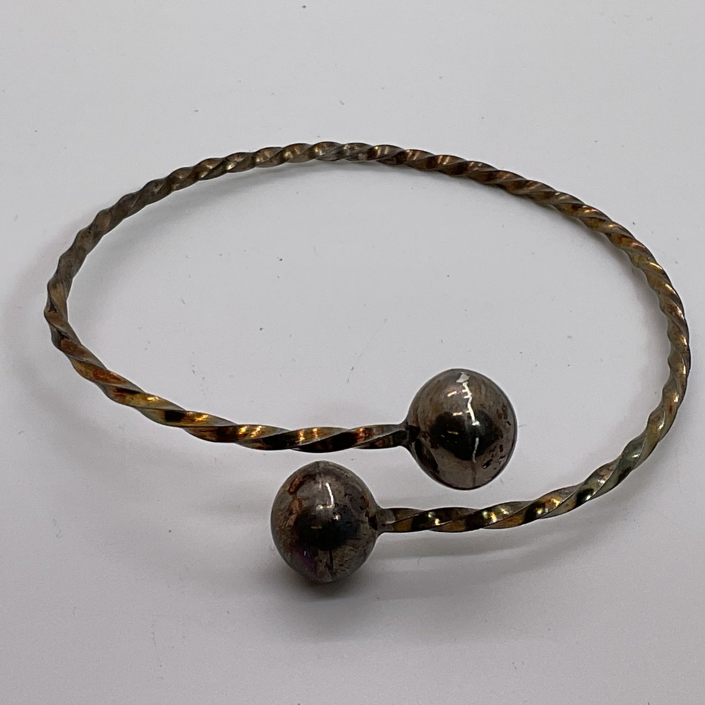 VTG. Sterling Silver Twisted Cuff Ball Accent Ends Bracelet- 11.55g