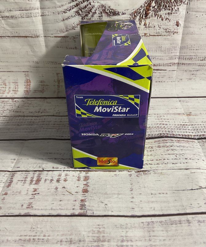 Maisto 1:18 Honda RCV 211 2004 Sete Gibernau Telefonica Movistar