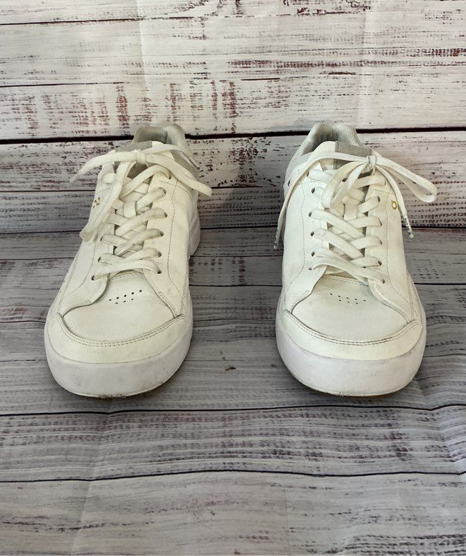 Men's On Cloud The Roger Centre Court White Sneaker Size 8.5
