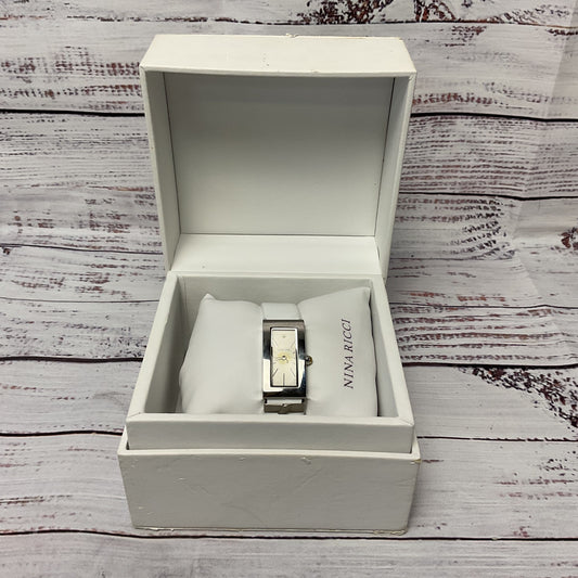 Nina Ricci Tone Analog Quartz Ladies Wristwatch White Leather Band Parts Repair