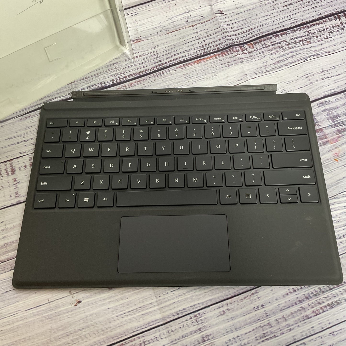 Open Box MICROSOFT Surface Pro 1725 Back Lit Keys Cover Keyboard