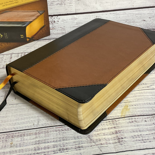 NEW HCSB Study Bible Personal Size