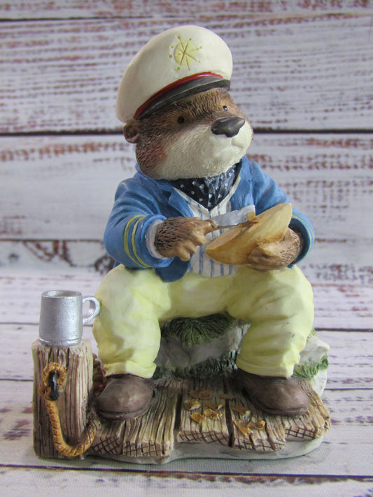 Villeroy & Boch Picnic at Foxwood Captain Otter Figurine