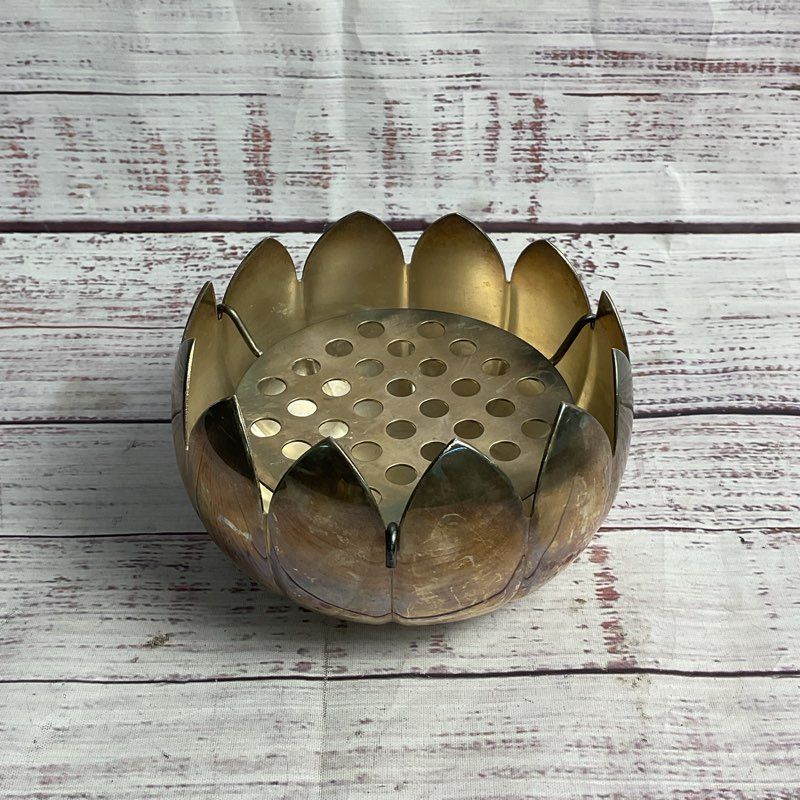 VTG. Reed & Barton Water Lily Silver Plated 5" Centerpiece Bowl W/ Frog