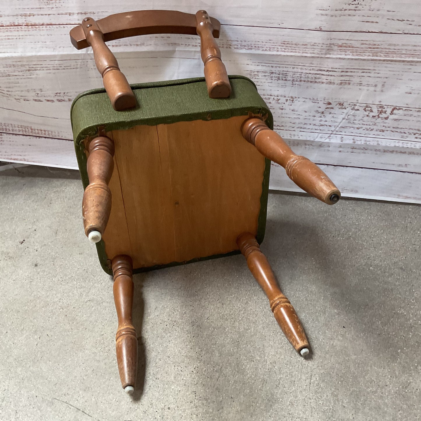 MCM Mid Century 1950’s Green Vinyl Sewing Machine Chair with Storage (PICK UP)