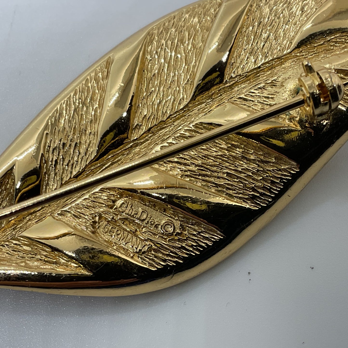 VTG. 60'S CHRISTIAN DIOR Gold Tone Rhinestone Leaf 4.25" Brooch- MISSING STONES