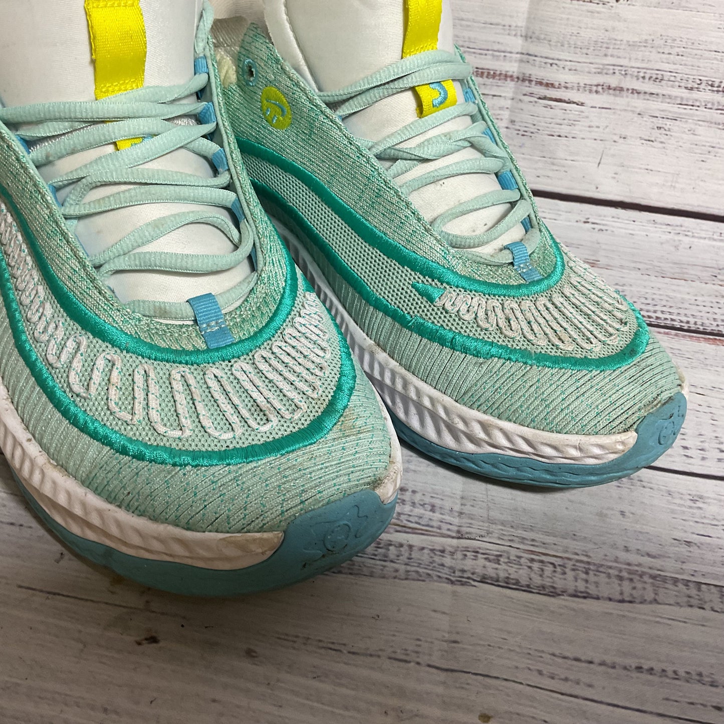 NIKE Cosmic DV2757-300 Unity 3 Men's Basketball Shoes- SZ 9.5