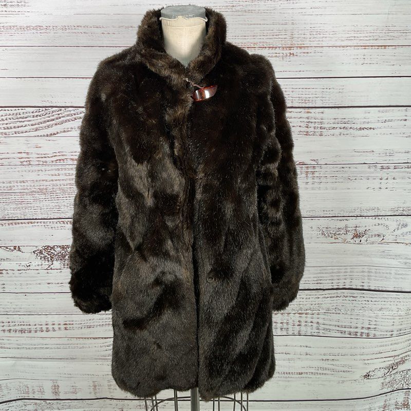 LA MAISON DE LA FAUSSE FOURRURE Paris Women's Faux Fur Coat- SZ XS
