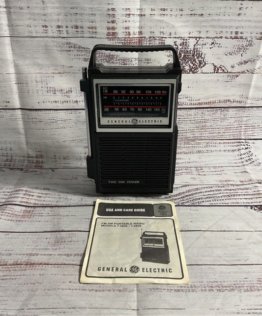 Vintage GE Portable Radio AM/FM Model 7-2800B General Electric Tested Works
