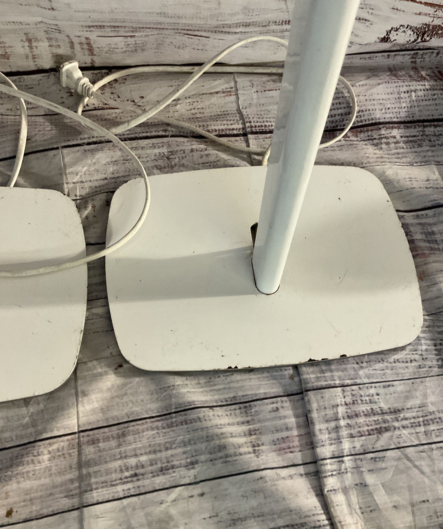 Sonos Play 1 Speakers With Flexson Floor Stands White