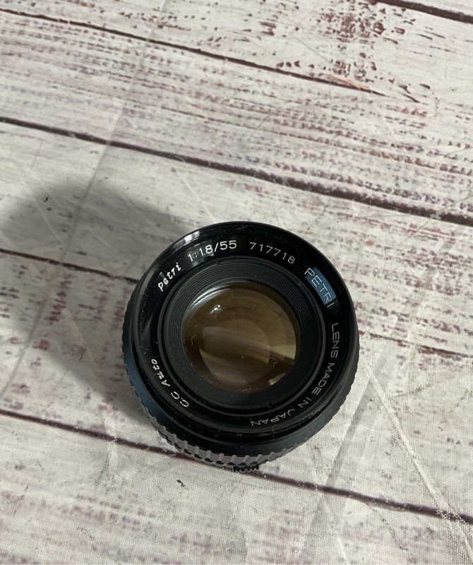 Vintage Lens - Petri C.C Auto 1:1.8 55mm Lens - Untested