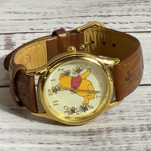 VTG. DISNEY Time Works Rotating Bees Seconds Winnie the Pooh Watch