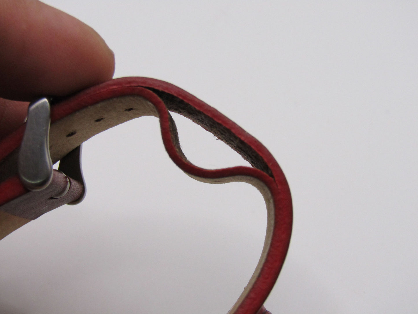 Vintage Fossil JR-8134 Red Leather Quartz Watch
