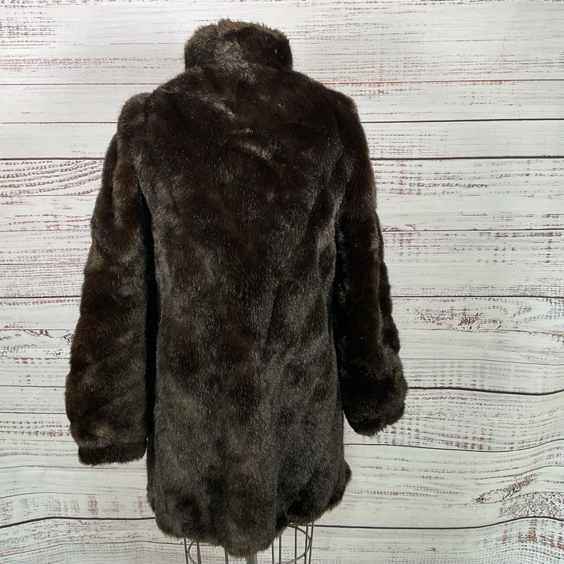 LA MAISON DE LA FAUSSE FOURRURE Paris Women's Faux Fur Coat- SZ XS