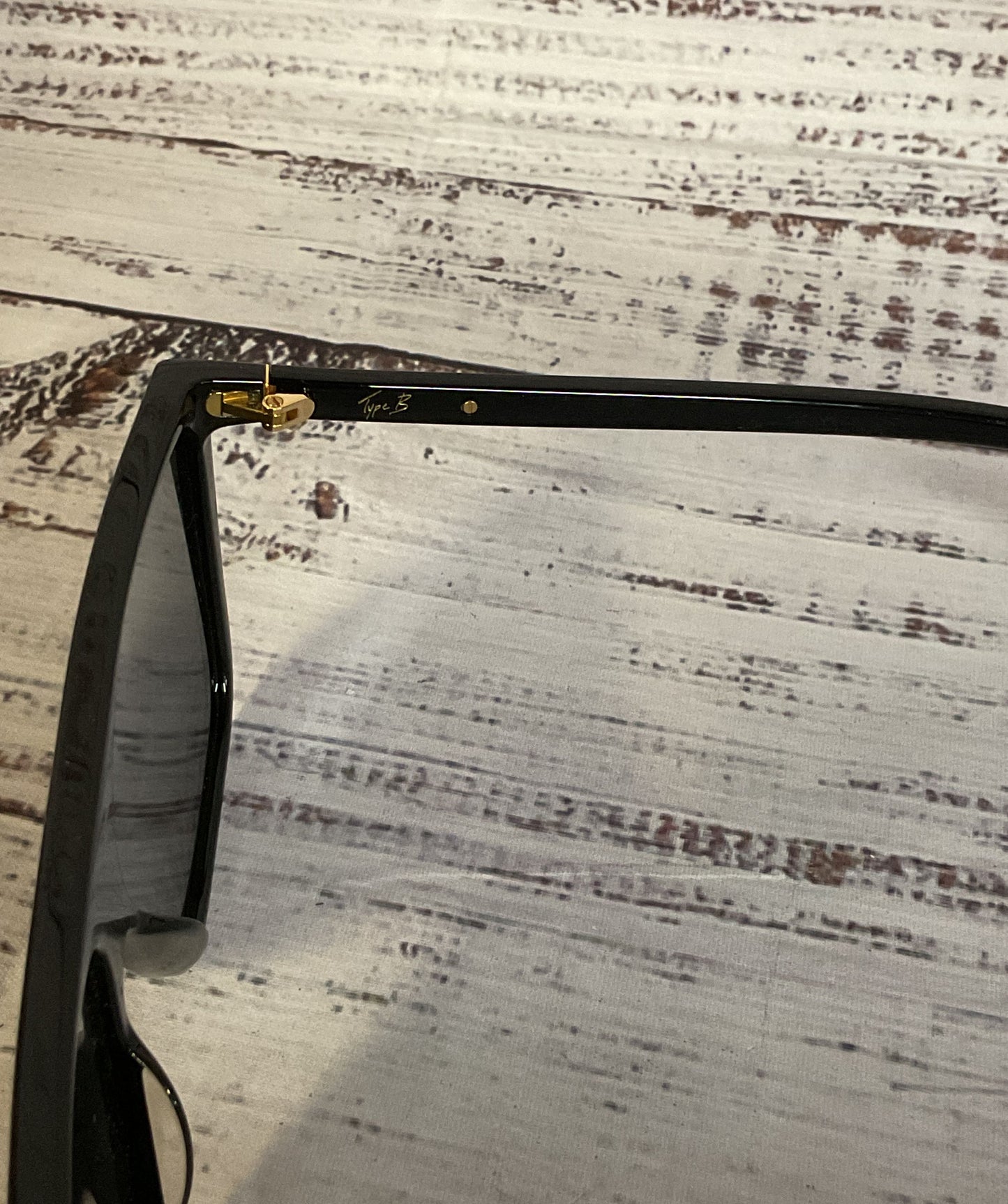 DEZI Type B 63 11 Black Sunglasses