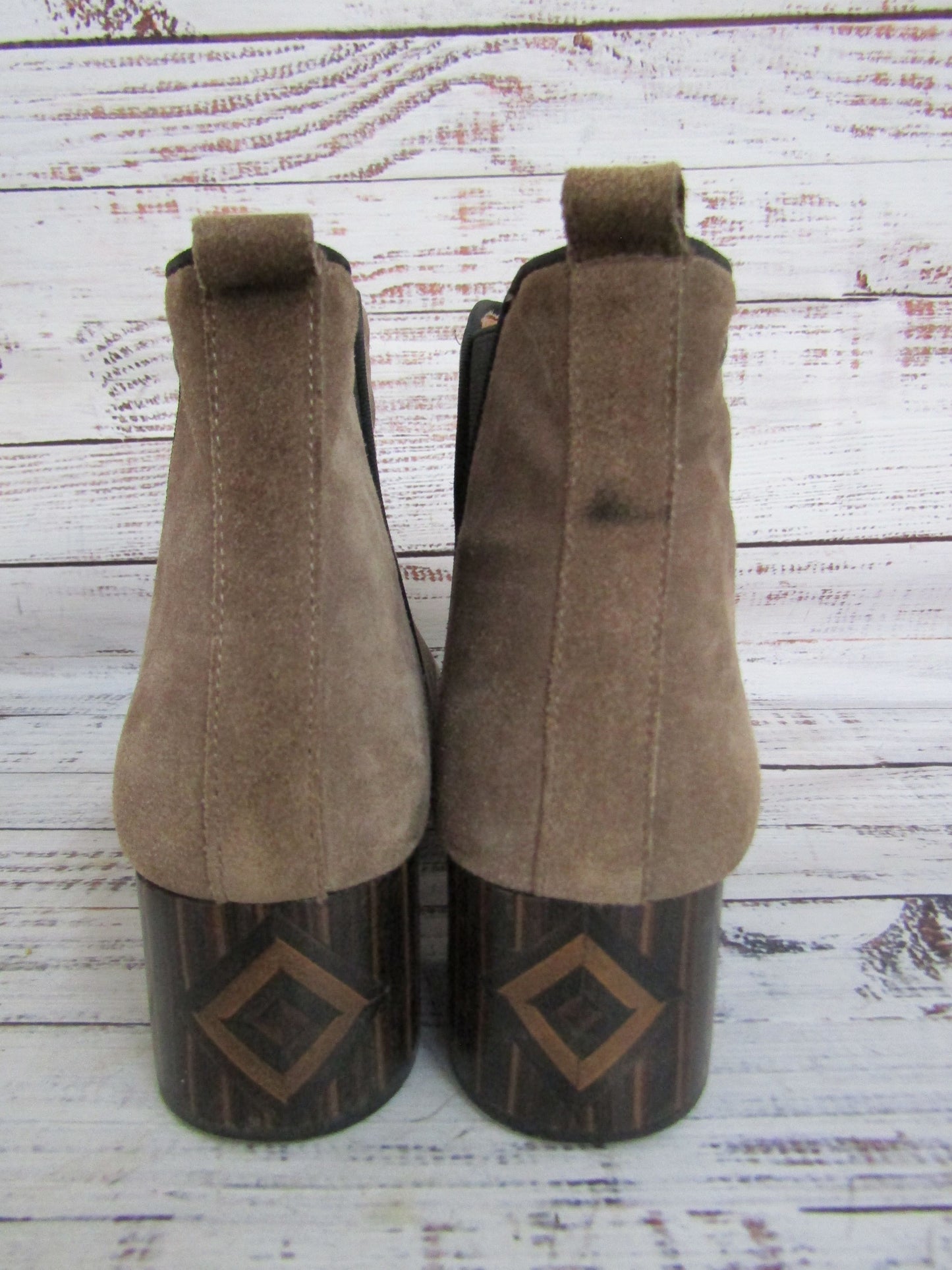 Pikolinos Women's Distressed Brown Suede Chelsea Boots Size 10